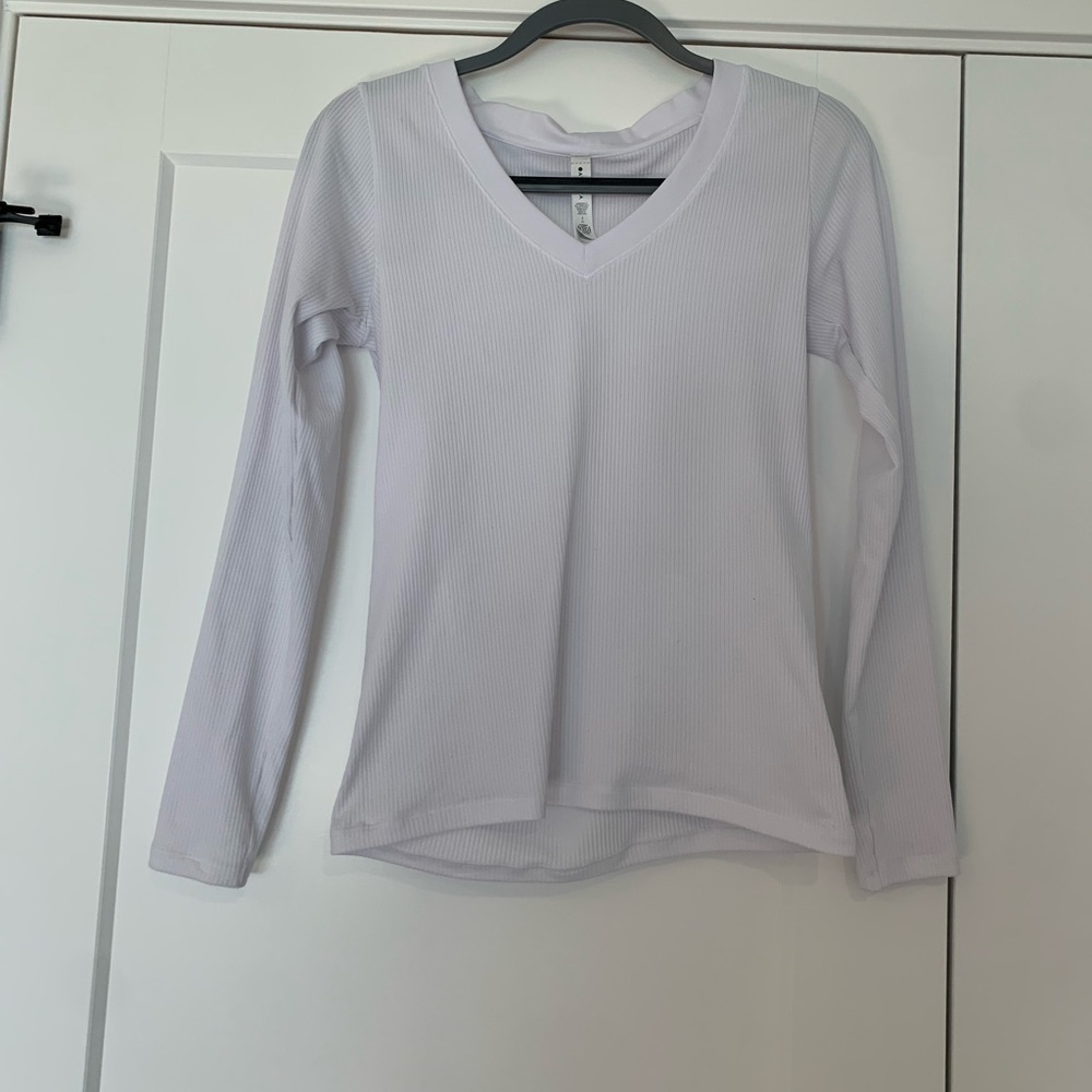 Athleta Renew Seamless Long Sleeve Vneck